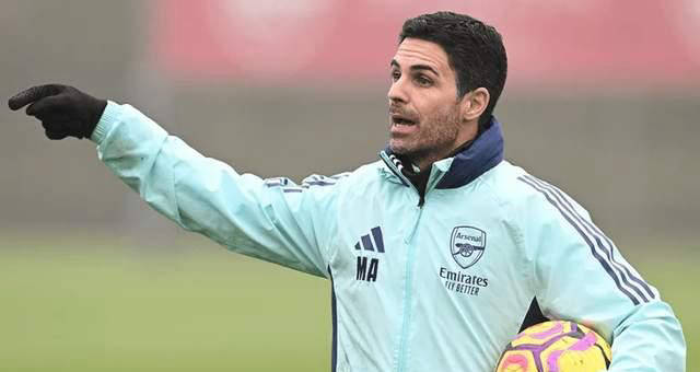 2换1！再见浓眉！独行侠老鹰史诗级交易，NBA最强五巨头豪阵诞生